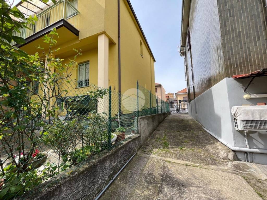 immagine annuncio 2 di 13