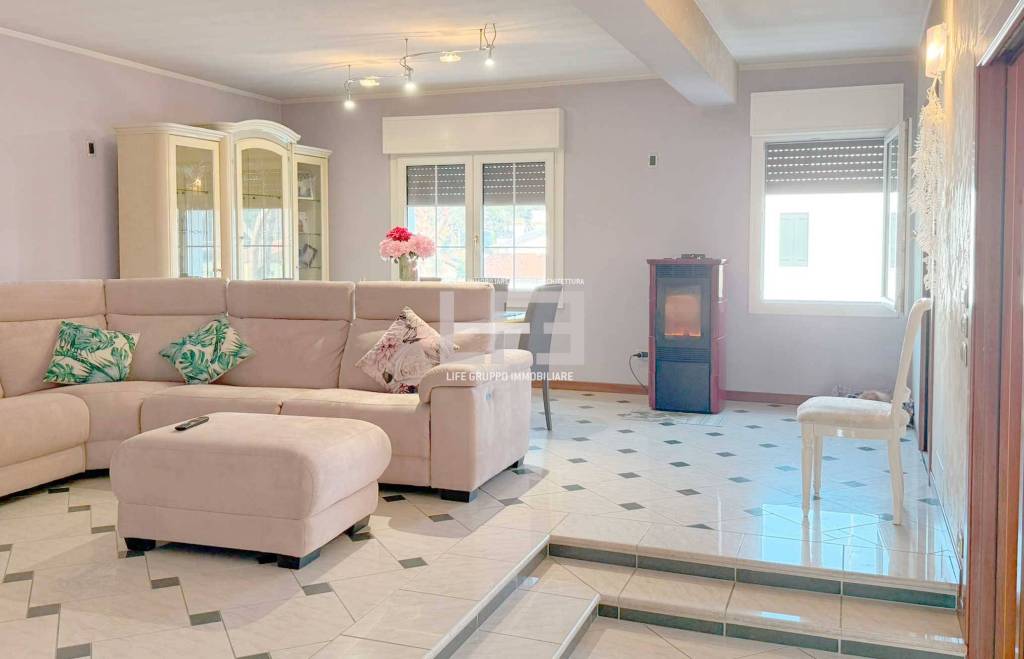 immagine annuncio 1 di 14