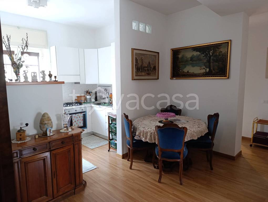 immagine annuncio 1 di 14