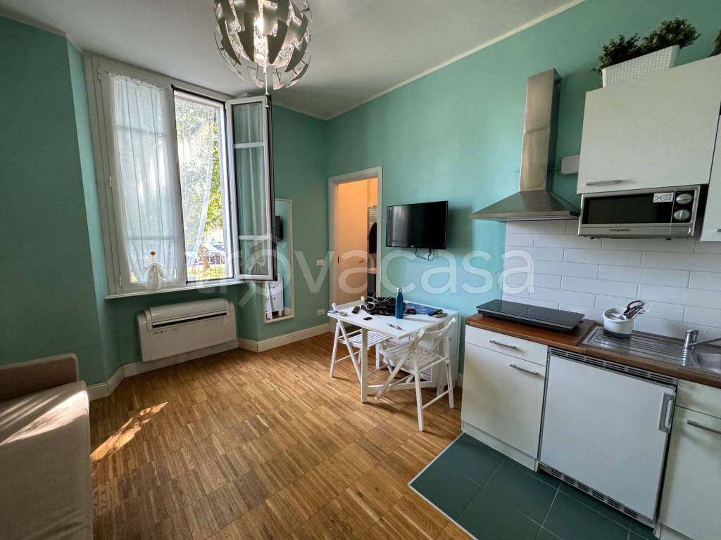 immagine annuncio 1 di 14