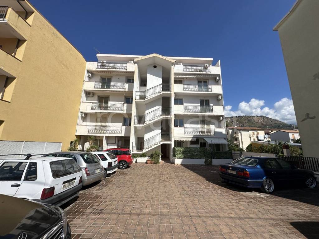 immagine annuncio 1 di 12