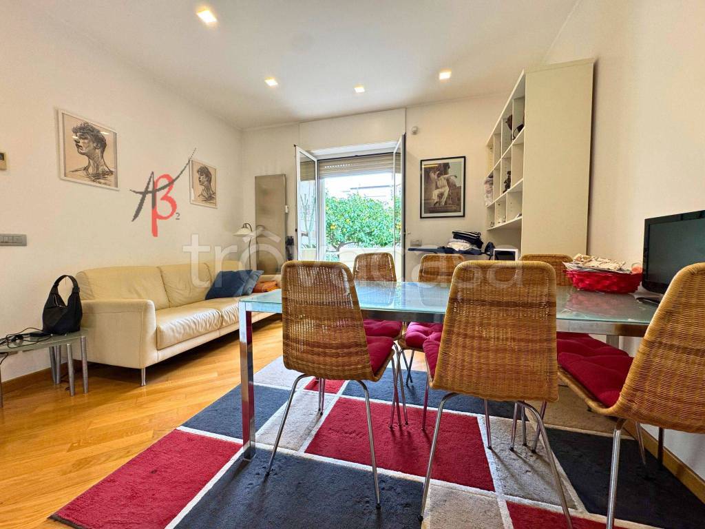 immagine annuncio 1 di 12