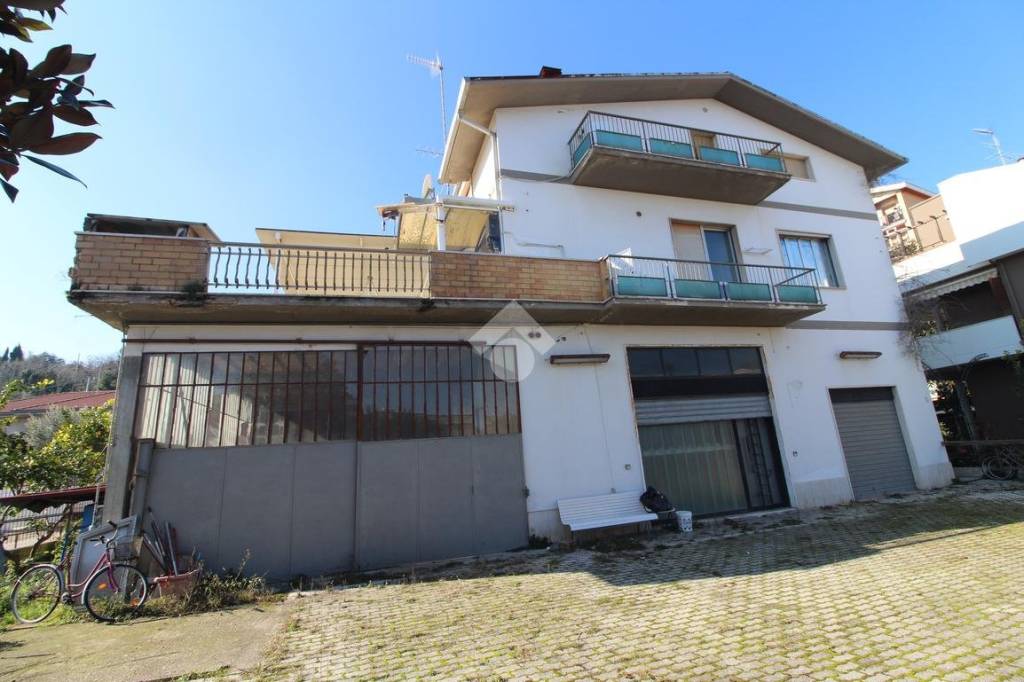 immagine annuncio 9 di 13