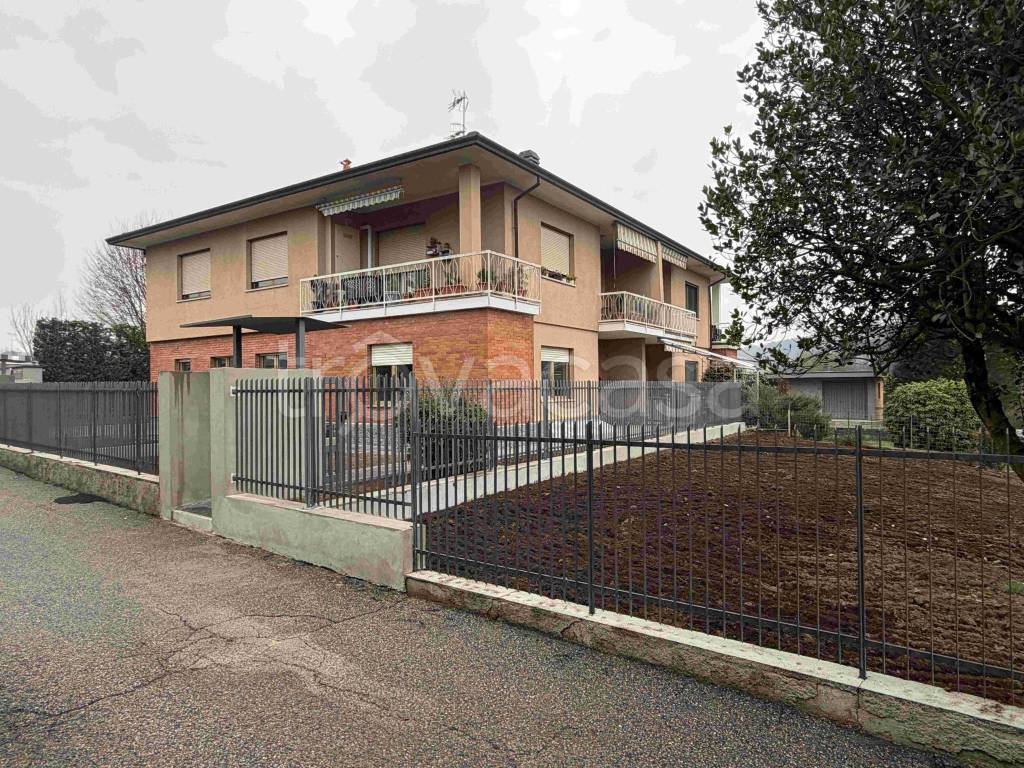 immagine annuncio 1 di 14