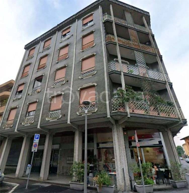 immagine annuncio 1 di 14