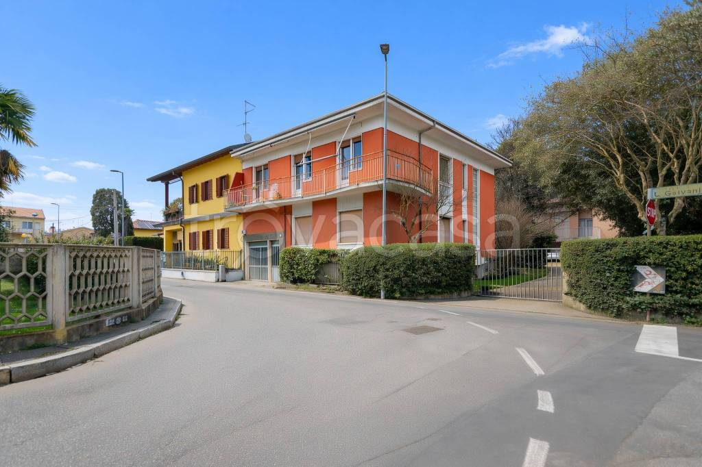 immagine annuncio 11 di 12