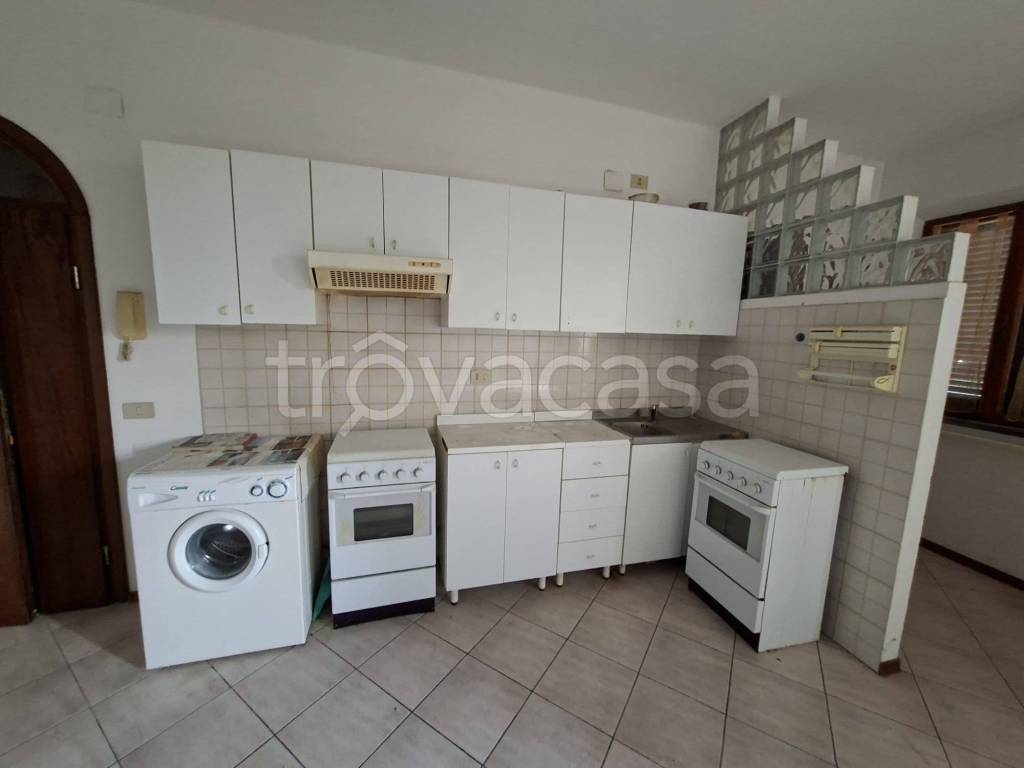 immagine annuncio 1 di 9