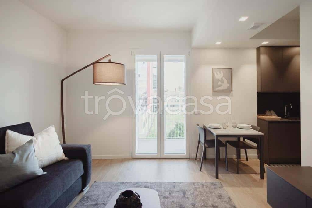 immagine annuncio 4 di 8