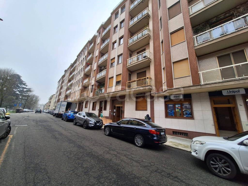 immagine annuncio 12 di 13