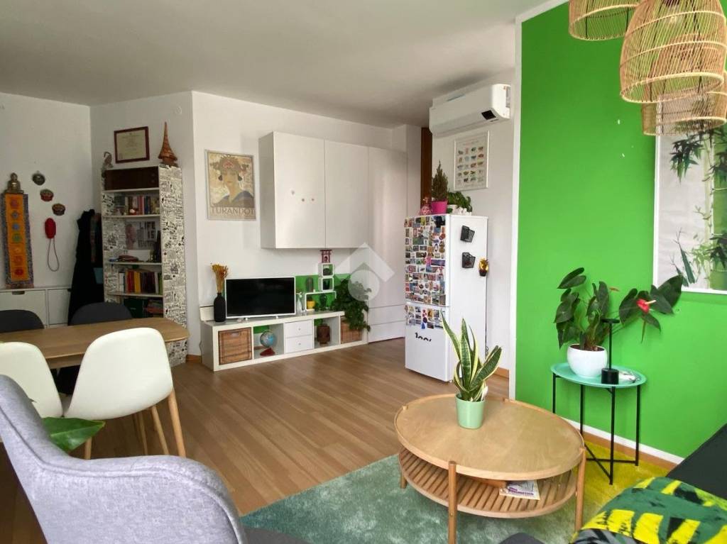 immagine annuncio 1 di 12