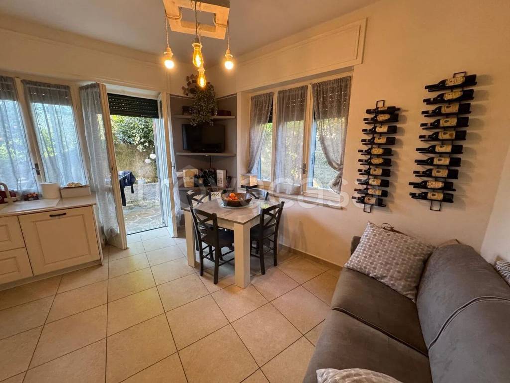 immagine annuncio 2 di 12