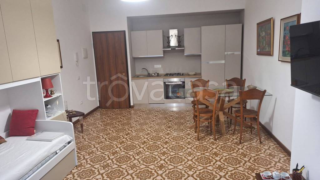 immagine annuncio 1 di 4