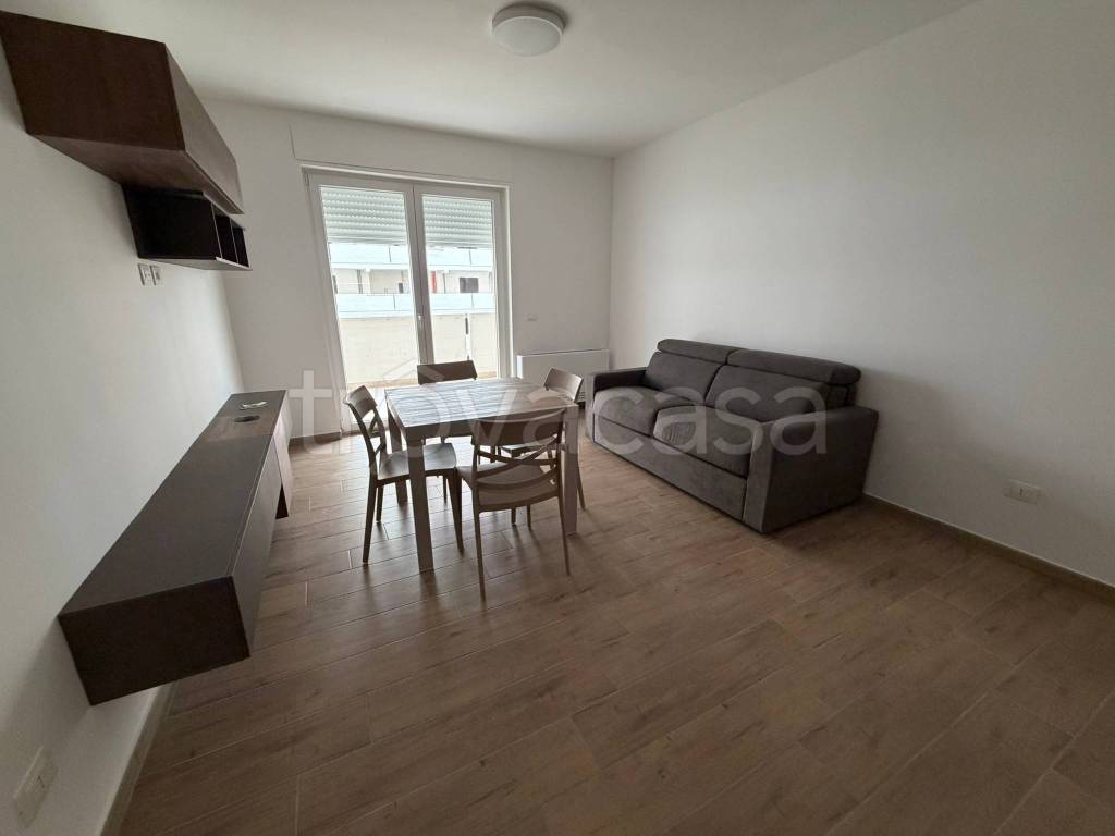 immagine annuncio 1 di 8