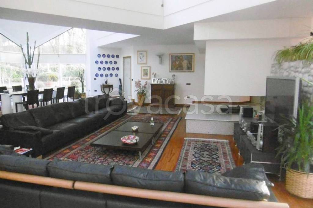 casa indipendente in vendita a Nosate