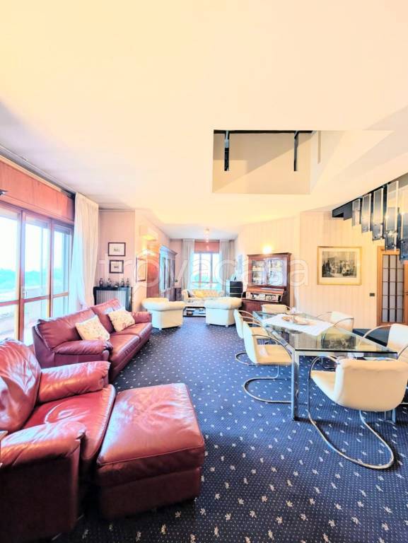 immagine annuncio 2 di 4