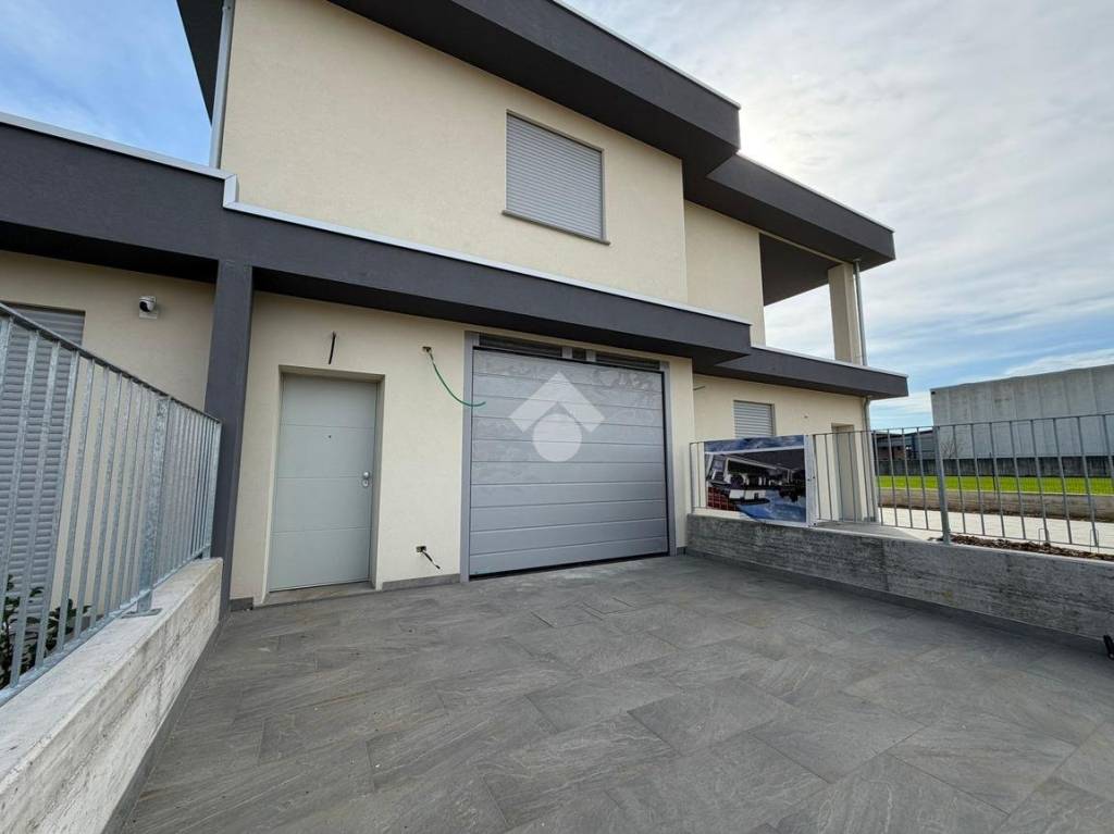 immagine annuncio 1 di 12