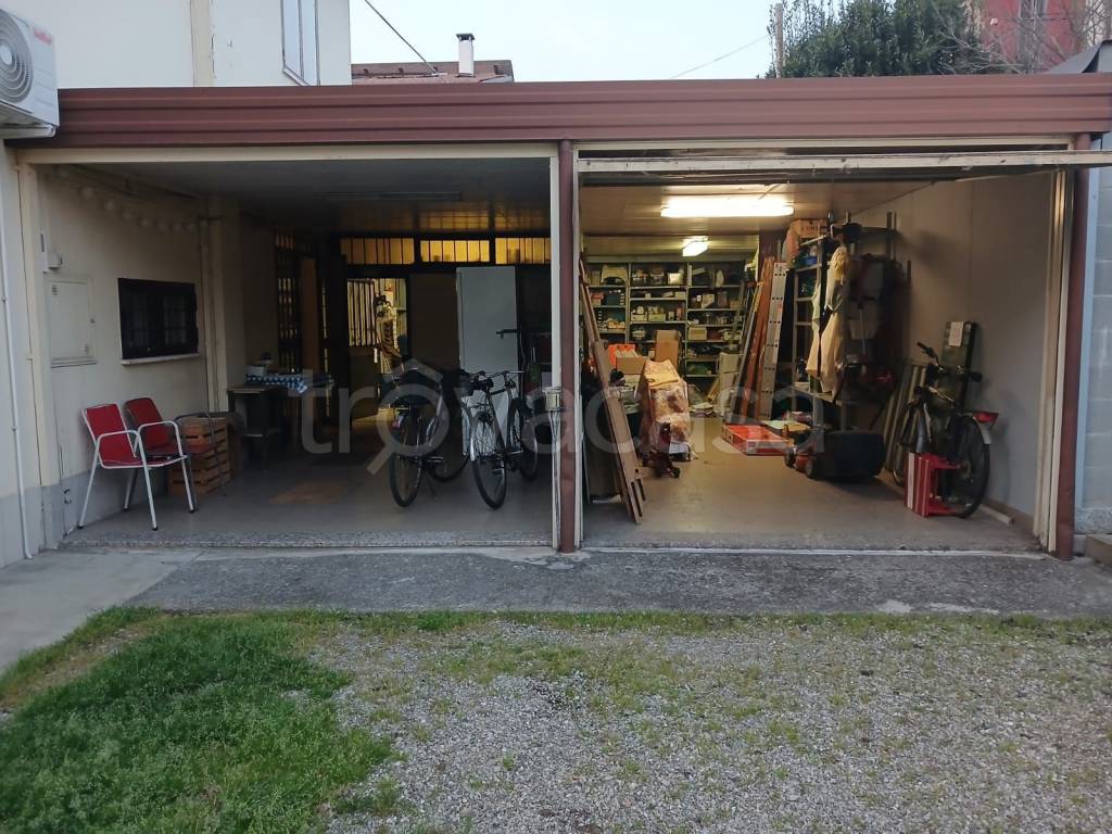 immagine annuncio 12 di 13