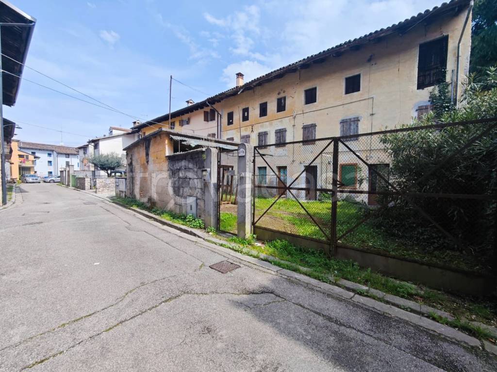 immagine annuncio 1 di 8