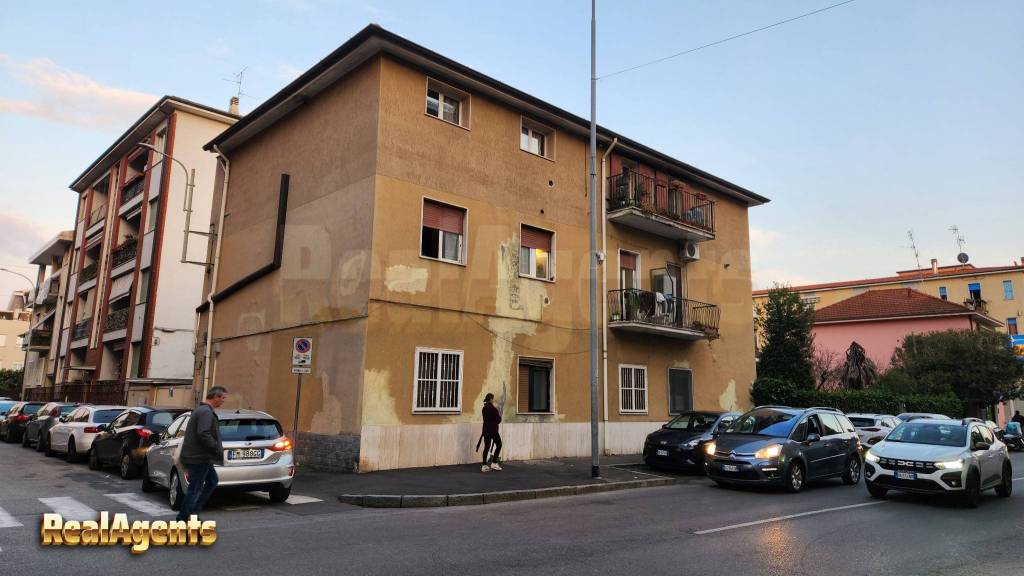 immagine annuncio 1 di 14