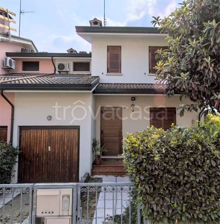 immagine annuncio 1 di 8