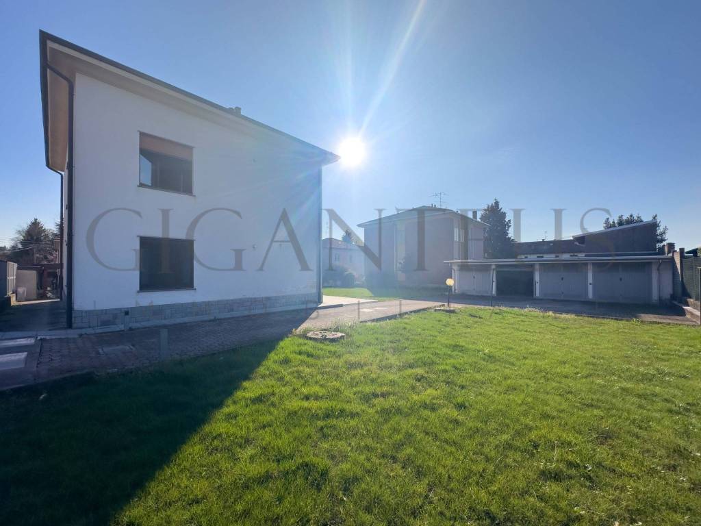 immagine annuncio 11 di 12