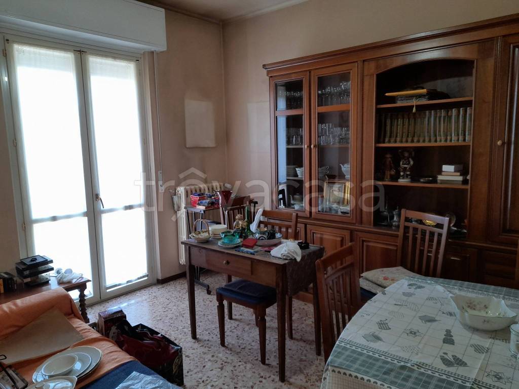 immagine annuncio 1 di 8