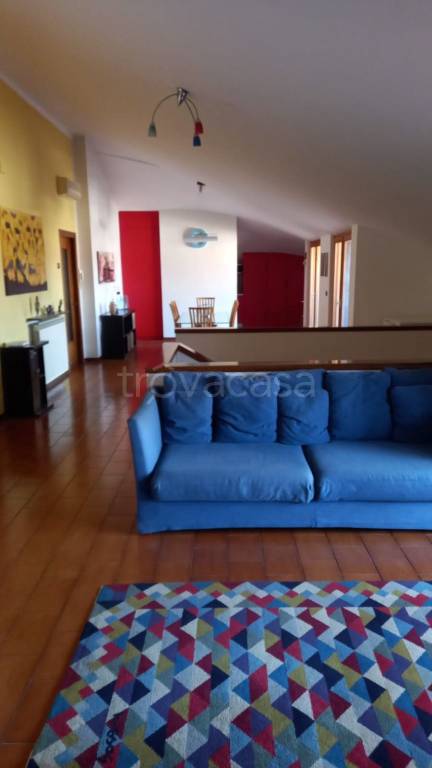 immagine annuncio 1 di 8