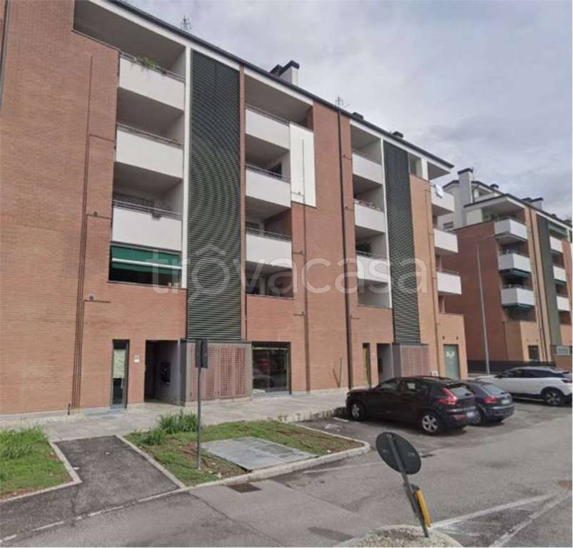 immagine annuncio 12 di 13