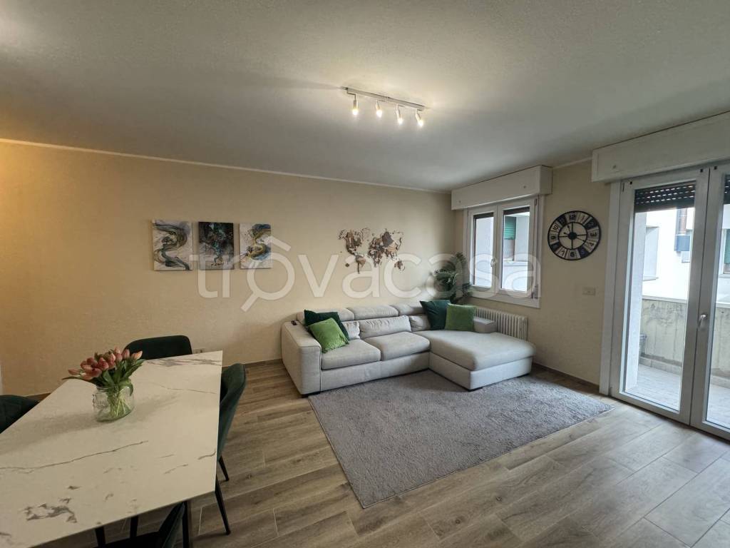 immagine annuncio 2 di 12