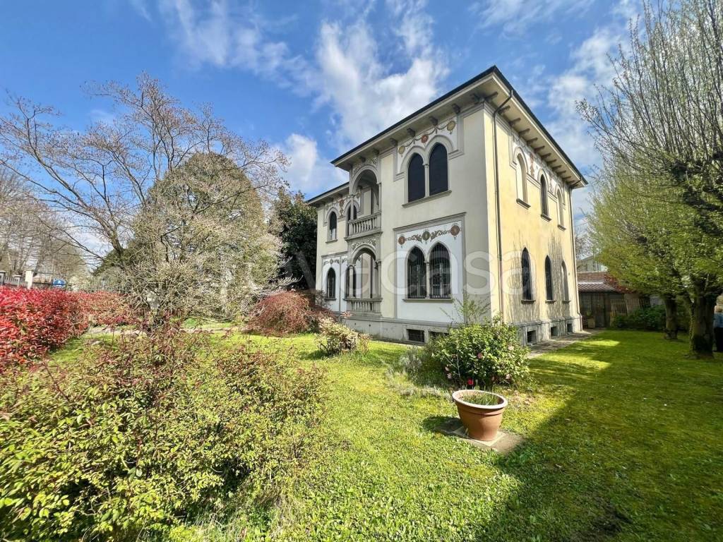 immagine annuncio 1 di 8