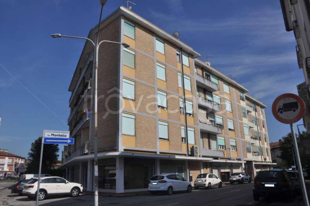 immagine annuncio 2 di 12