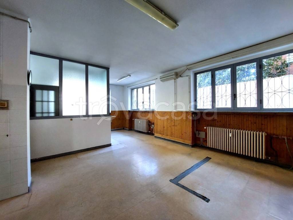 immagine annuncio 1 di 14