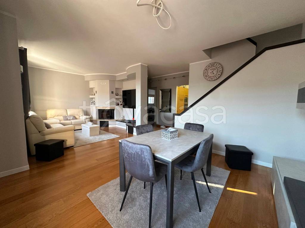 immagine annuncio 1 di 14