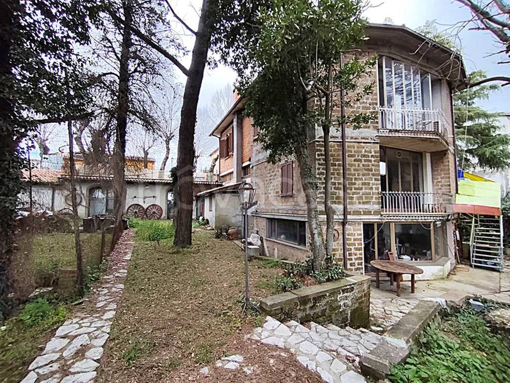 immagine annuncio 2 di 14