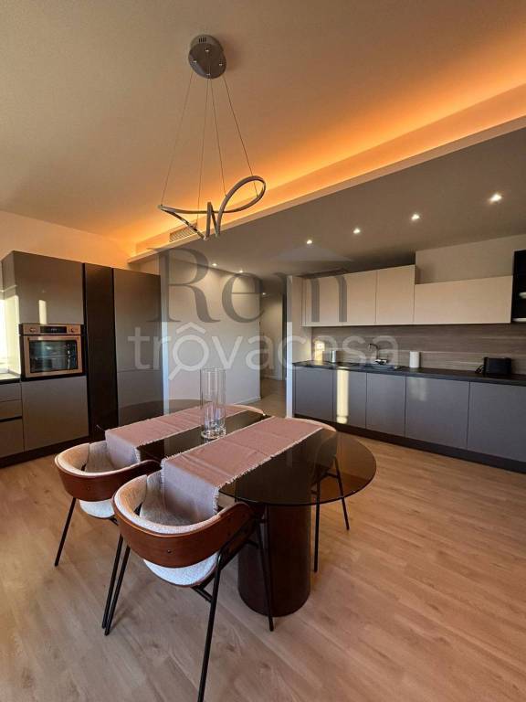 immagine annuncio 1 di 8