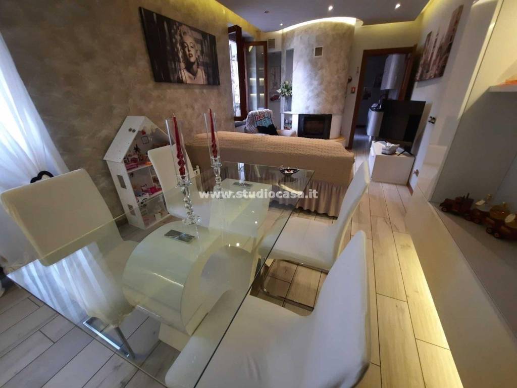 immagine annuncio 1 di 14