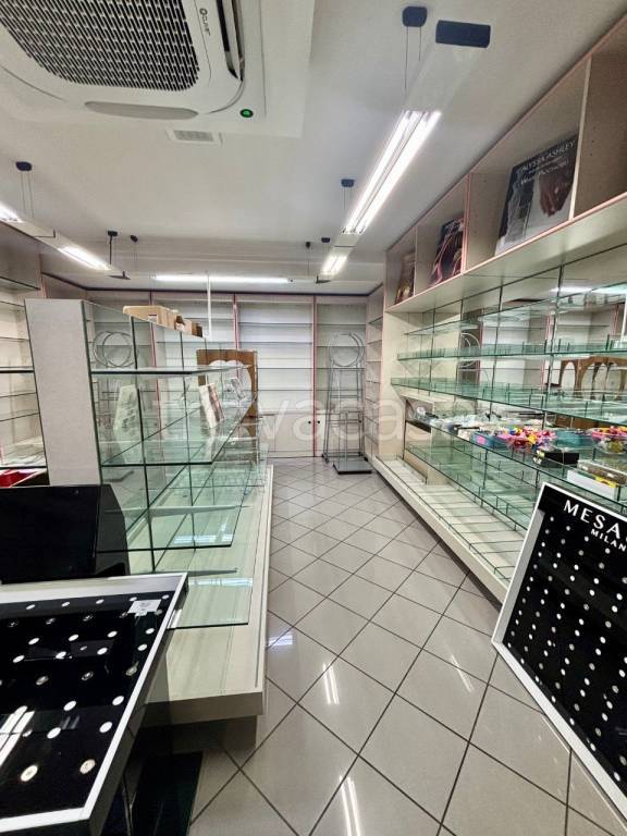 immagine annuncio 5 di 8