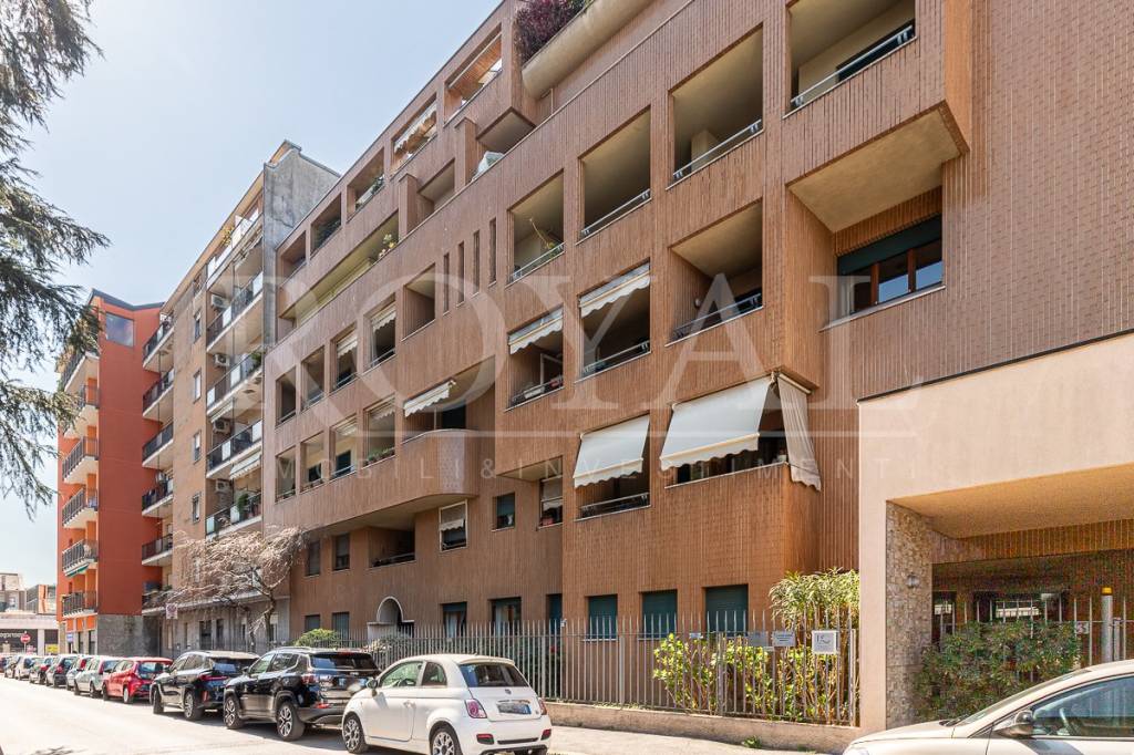 immagine annuncio 1 di 4