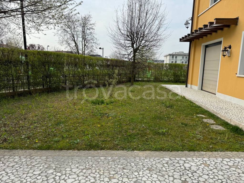 immagine annuncio 1 di 14