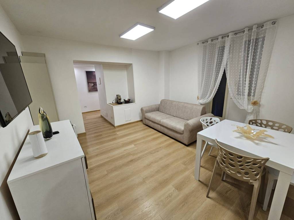 immagine annuncio 2 di 12