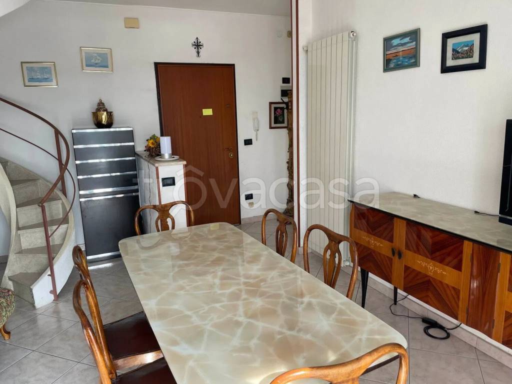 immagine annuncio 1 di 8