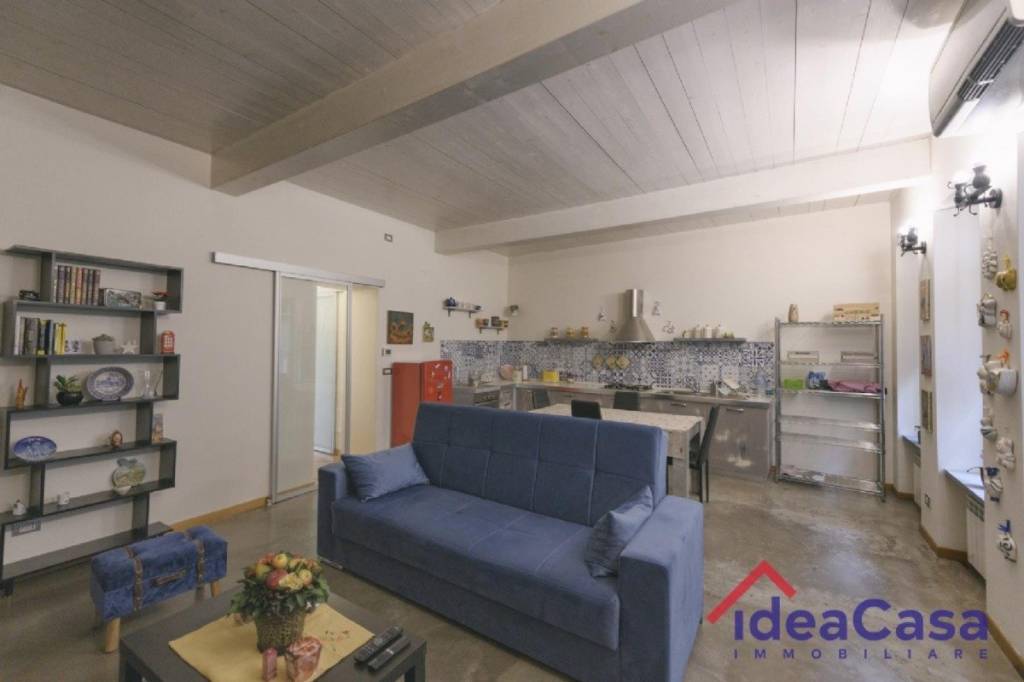 immagine annuncio 11 di 12