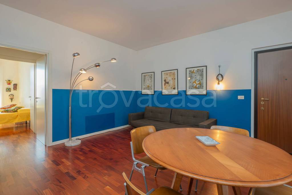 immagine annuncio 1 di 8