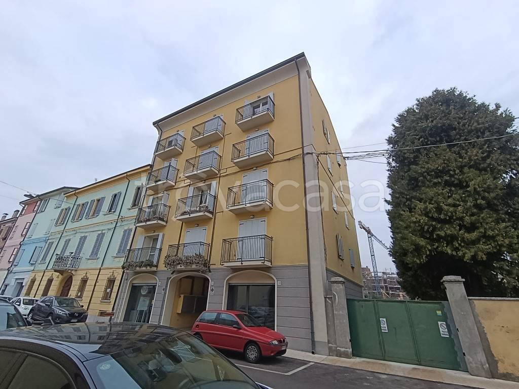 immagine annuncio 12 di 13