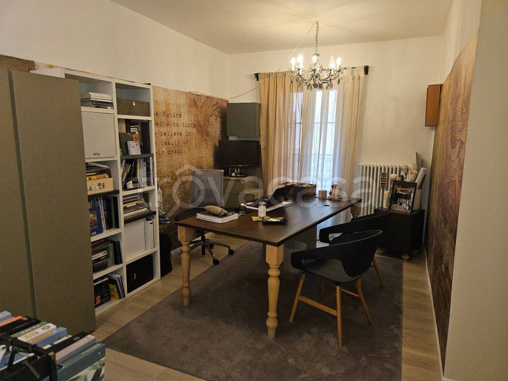 immagine annuncio 1 di 4