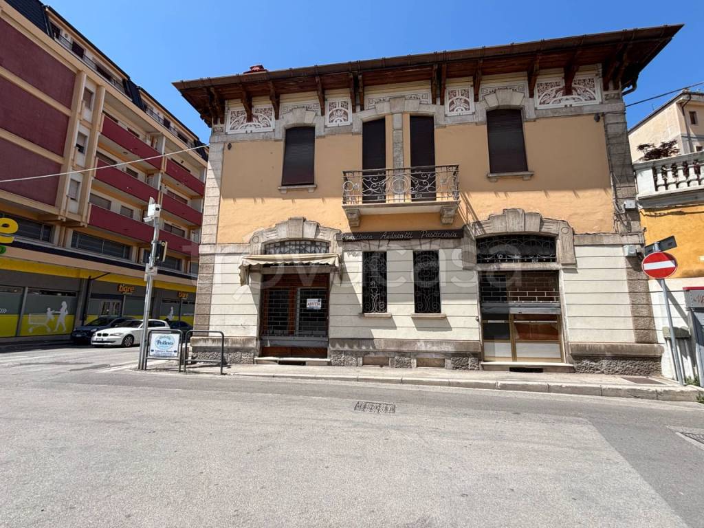 immagine annuncio 1 di 12