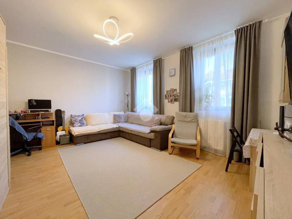 immagine annuncio 1 di 12