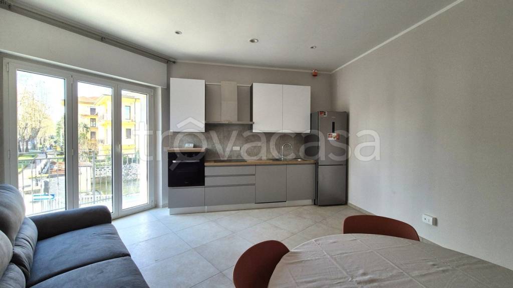 immagine annuncio 1 di 8