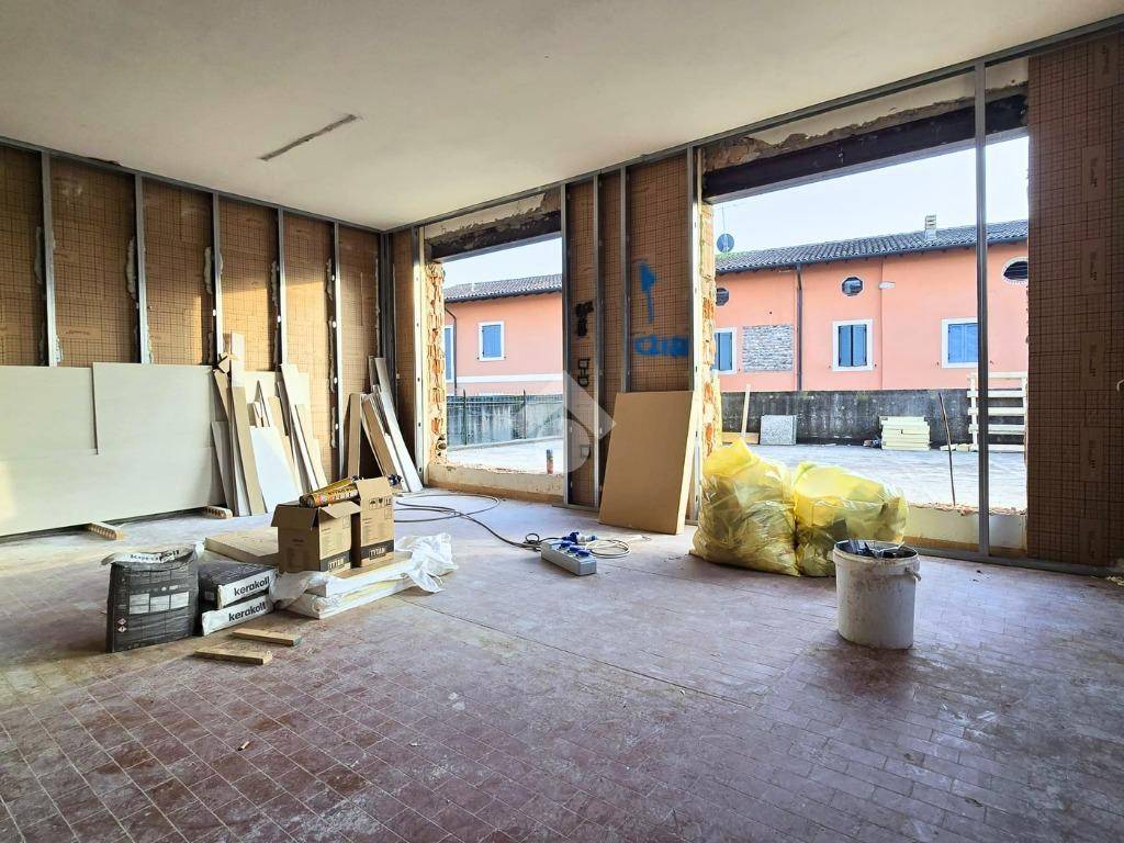 immagine annuncio 1 di 14