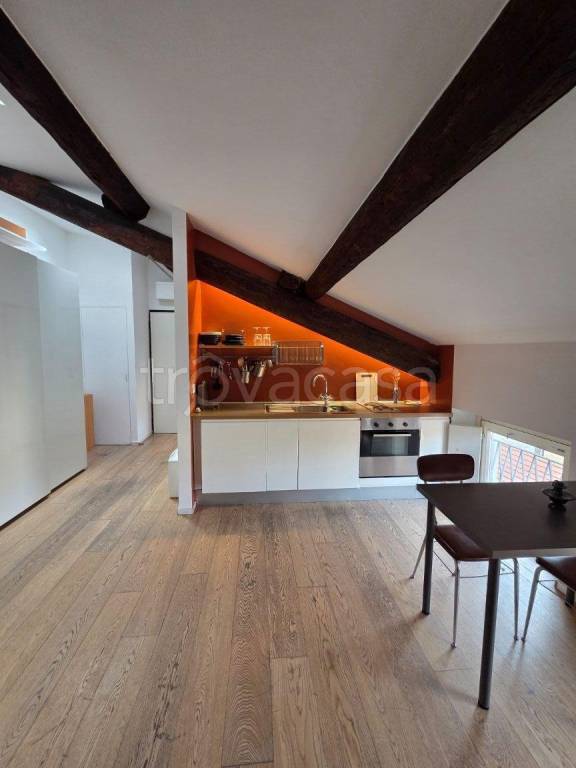 immagine annuncio 1 di 14